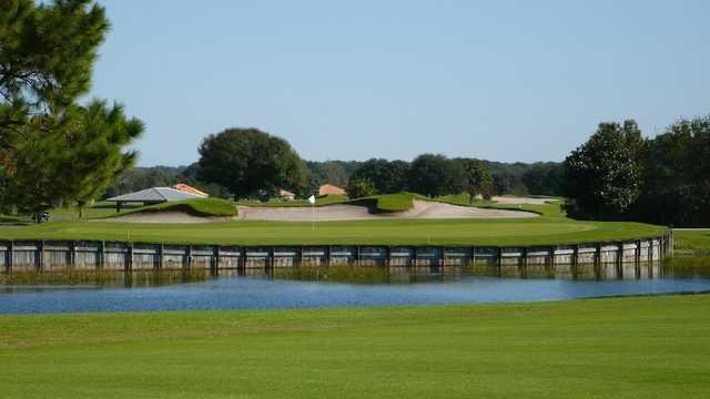Deer Island Country Club
