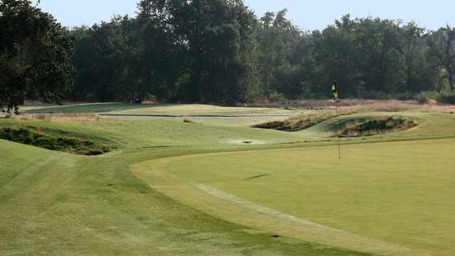 Dragonfly Golf Club