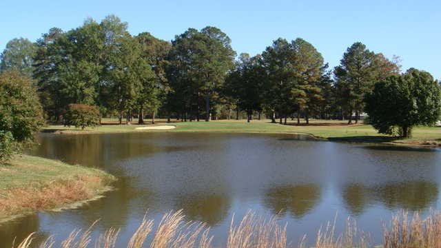 Valley Pine Country Club